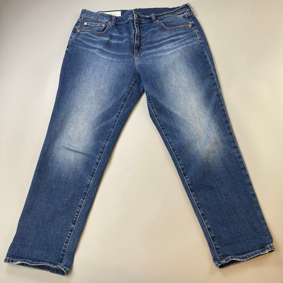 Women's GAP Blue Girlfriend Mid Rise Straight Leg Jeans Size 32 | 14 Regular - Picture 2 of 14